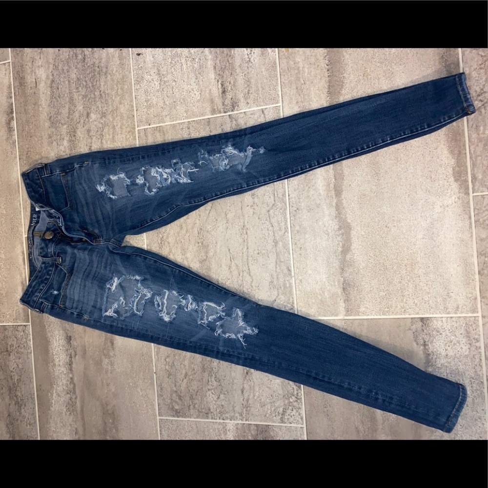 American Eagle Outfitters Jeans! Size 2